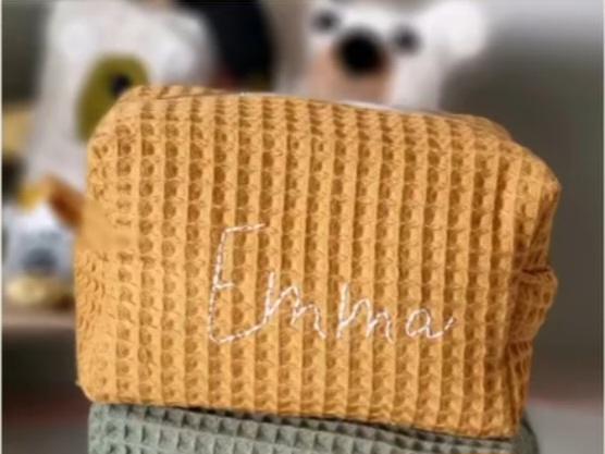 Trousse nid d'abeille personnalisée – Image 3